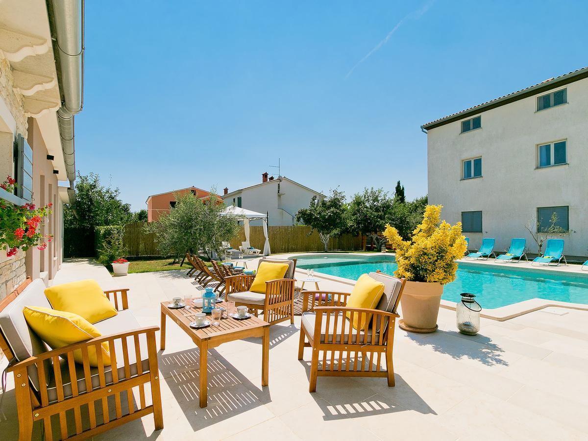 Apartment Noa Pula Exterior photo