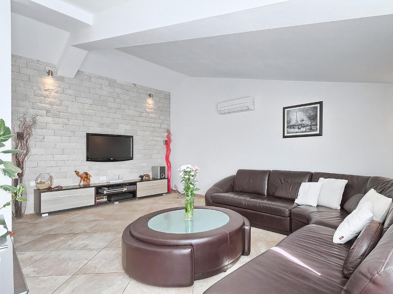 Apartment Noa Pula Exterior photo