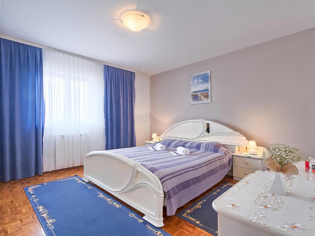 Apartment Noa Pula Exterior photo
